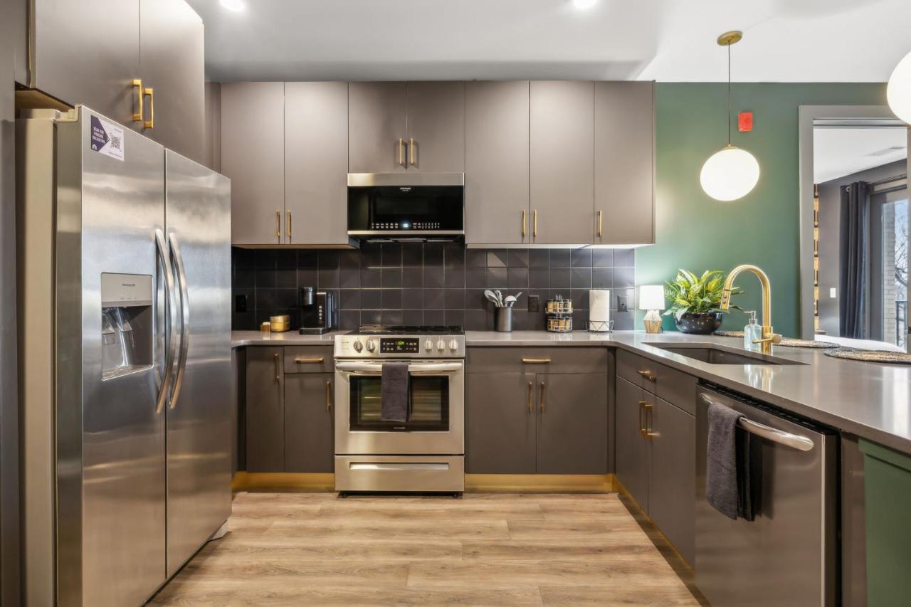 Music City Muse Downtown Nashville, 5 Mins to Lower Broadway - 2