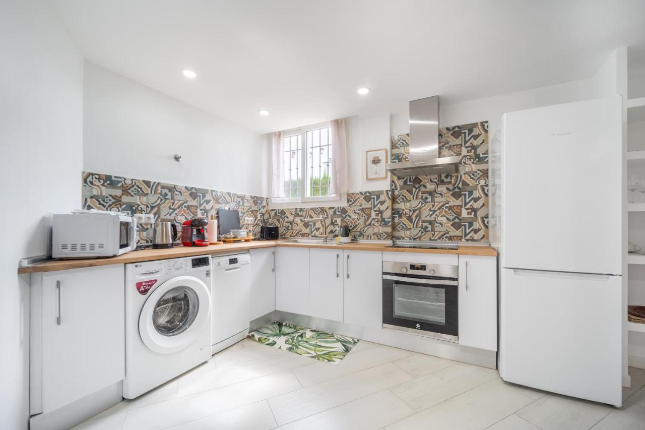 A terrace with sea view, 2 bedrooms apartment in Benalmadena - 2