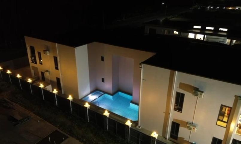 Waves Apartments in Fantasy Island - 4