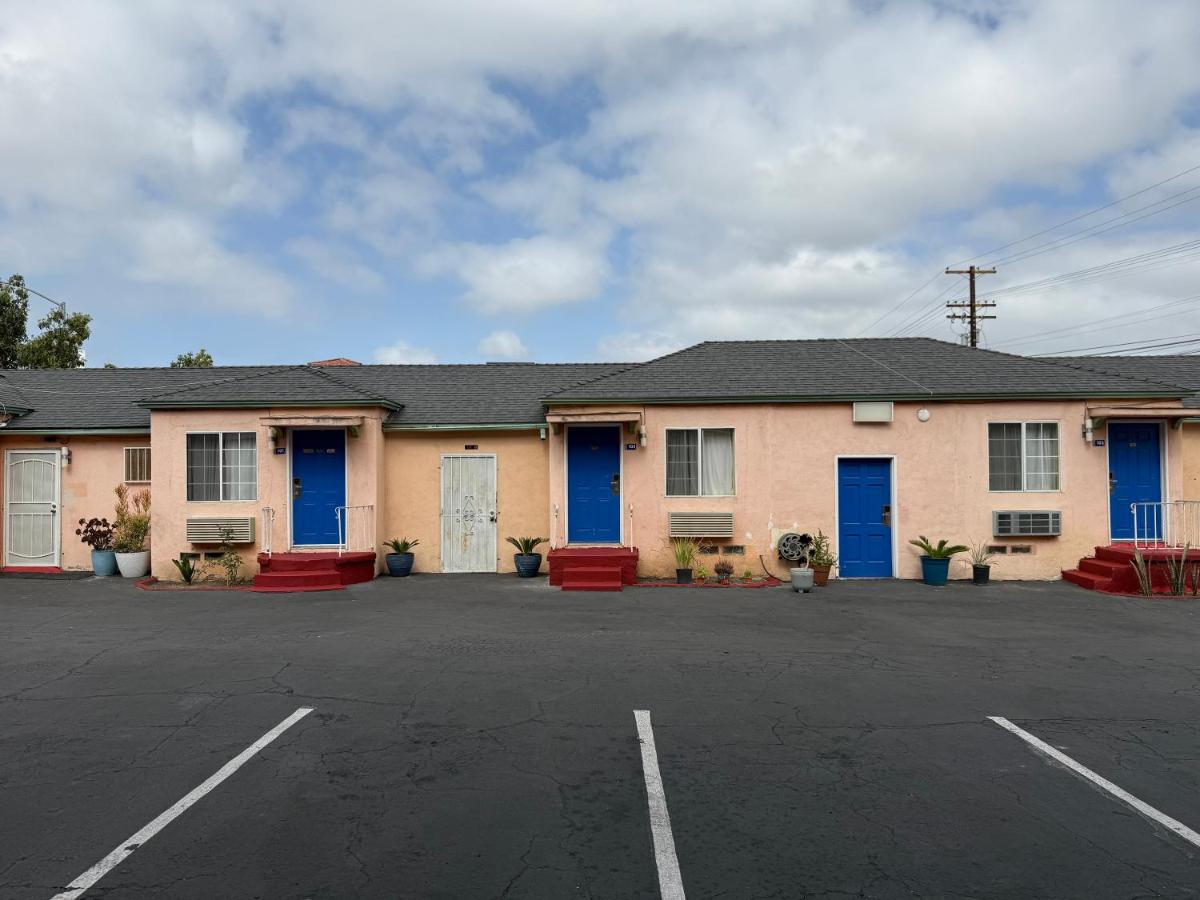 La Petite Rouge Motel — photo 10