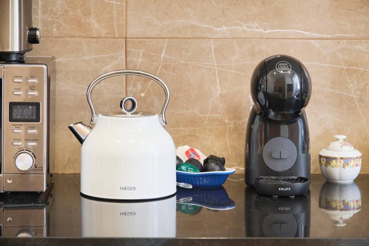 Brand New Hostel Anjos - 5