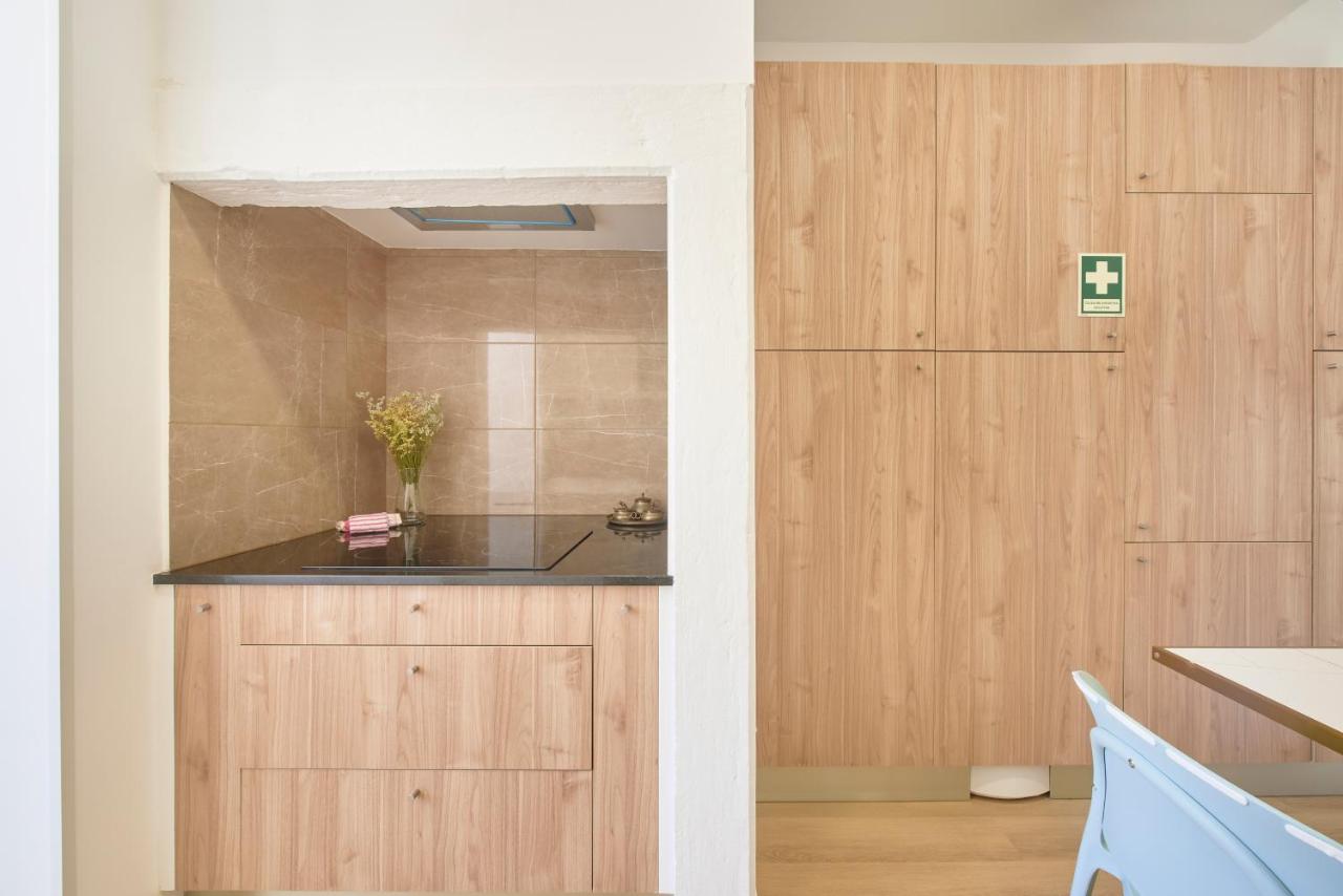 Brand New Hostel Anjos - 3