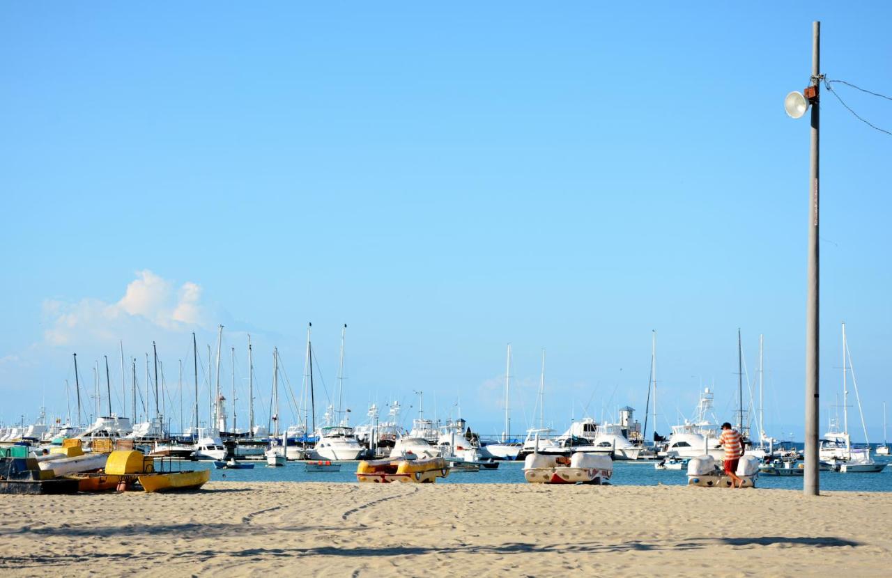 Beach: Hotel Casablanca Salinas