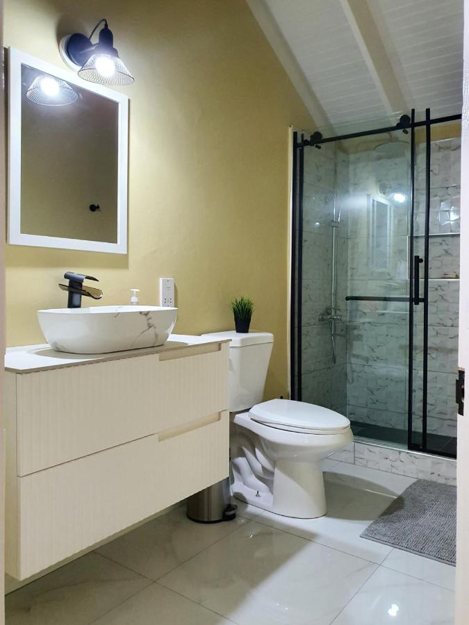 Choose To Be Happy at The Seville Apt #C4 - 2-Bedroom - 2