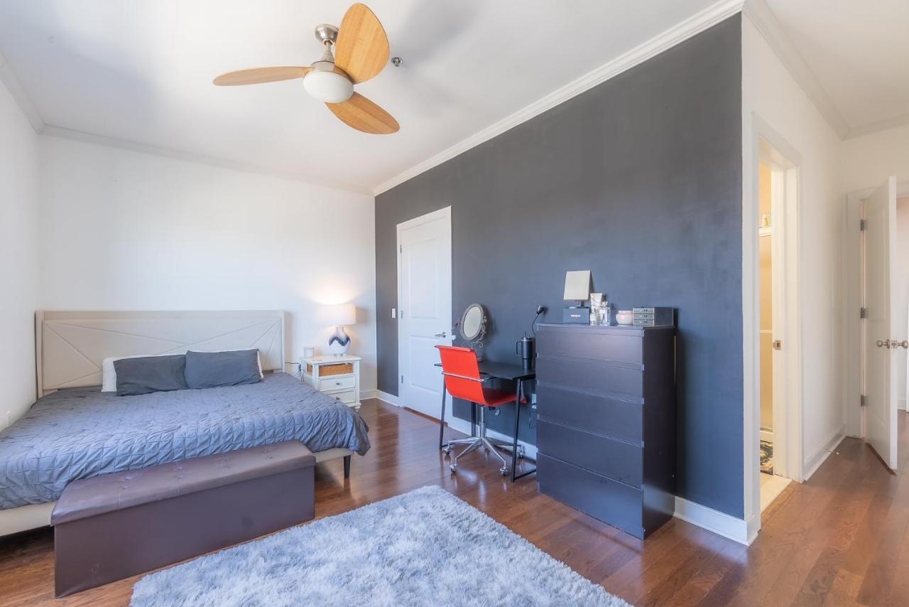 King Master and Plush Queen near NYC w kitchen, living room plus on-site gym - 4