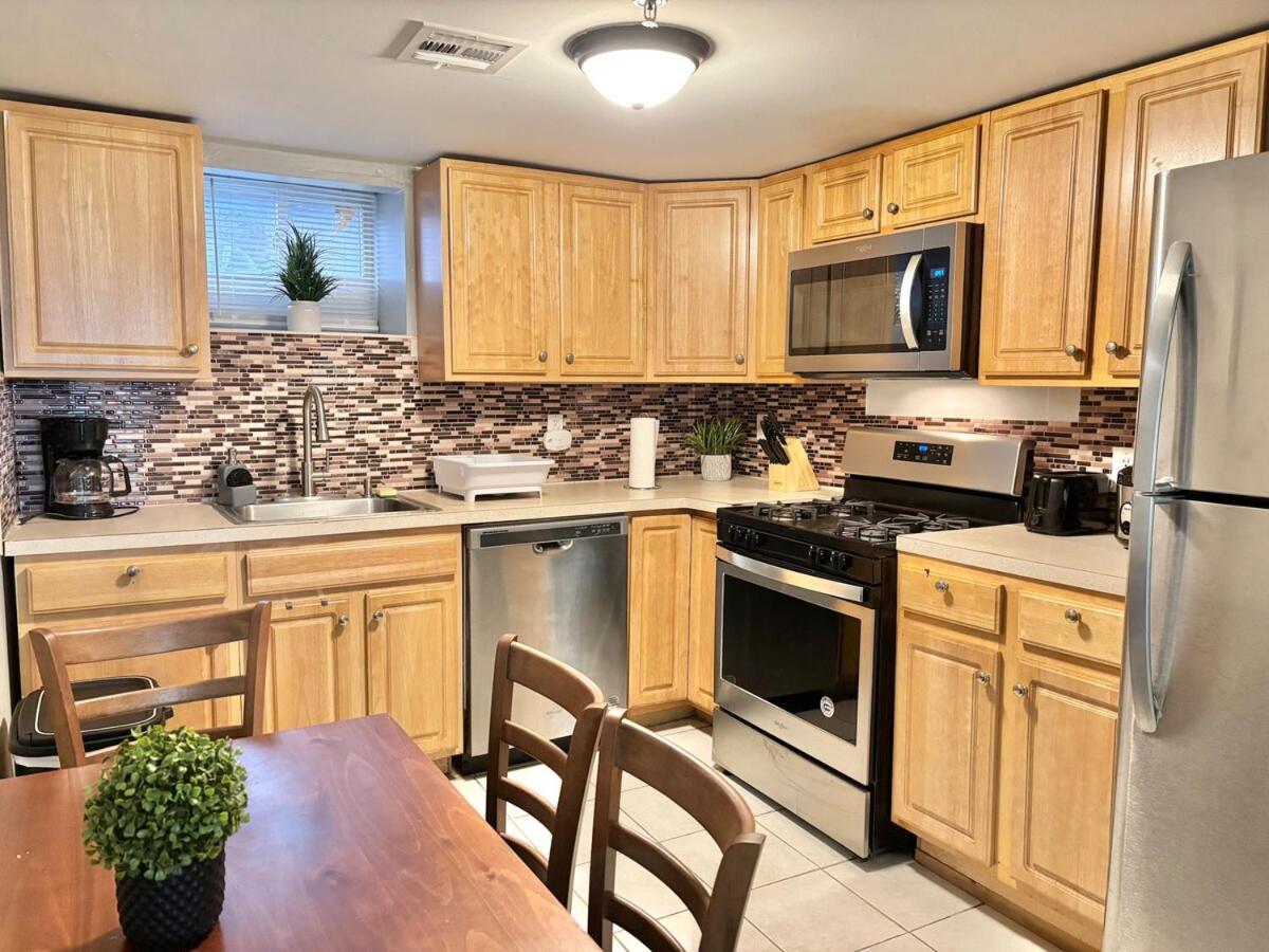 FREE Parking Cozy 2 Bedroom unit near NYC - 4