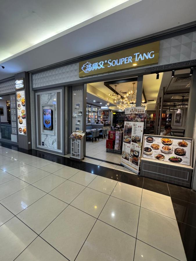 JB City Shopping Mall Apartment - 3