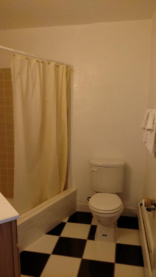 Essex House Motel — photo 13