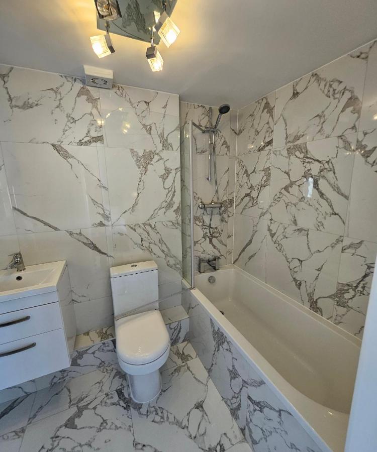 Victoria, Haru Residence 6bed Room and 4bath Rooms Apartment - 3