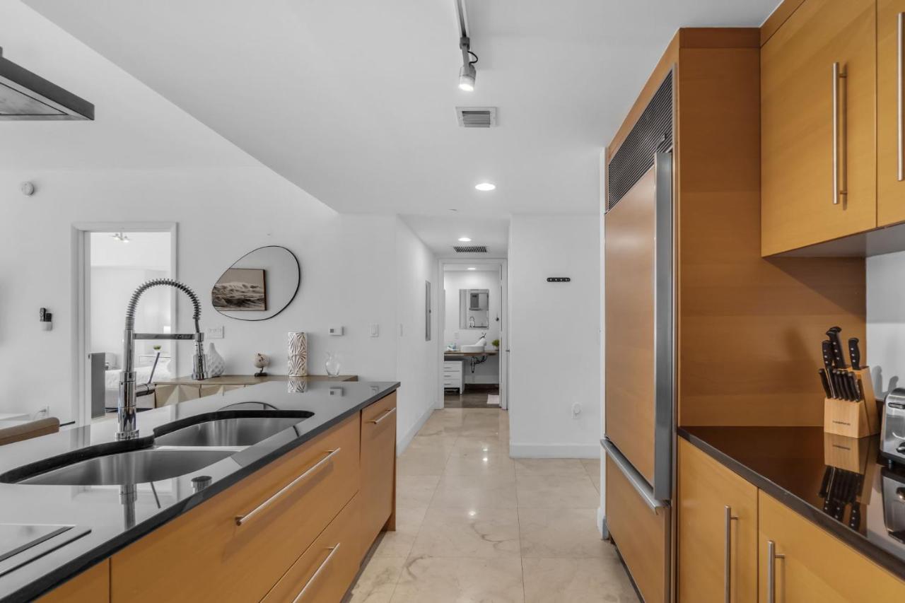 Brickell Nights, Icon Lights 1BR Luxe Stay - 4