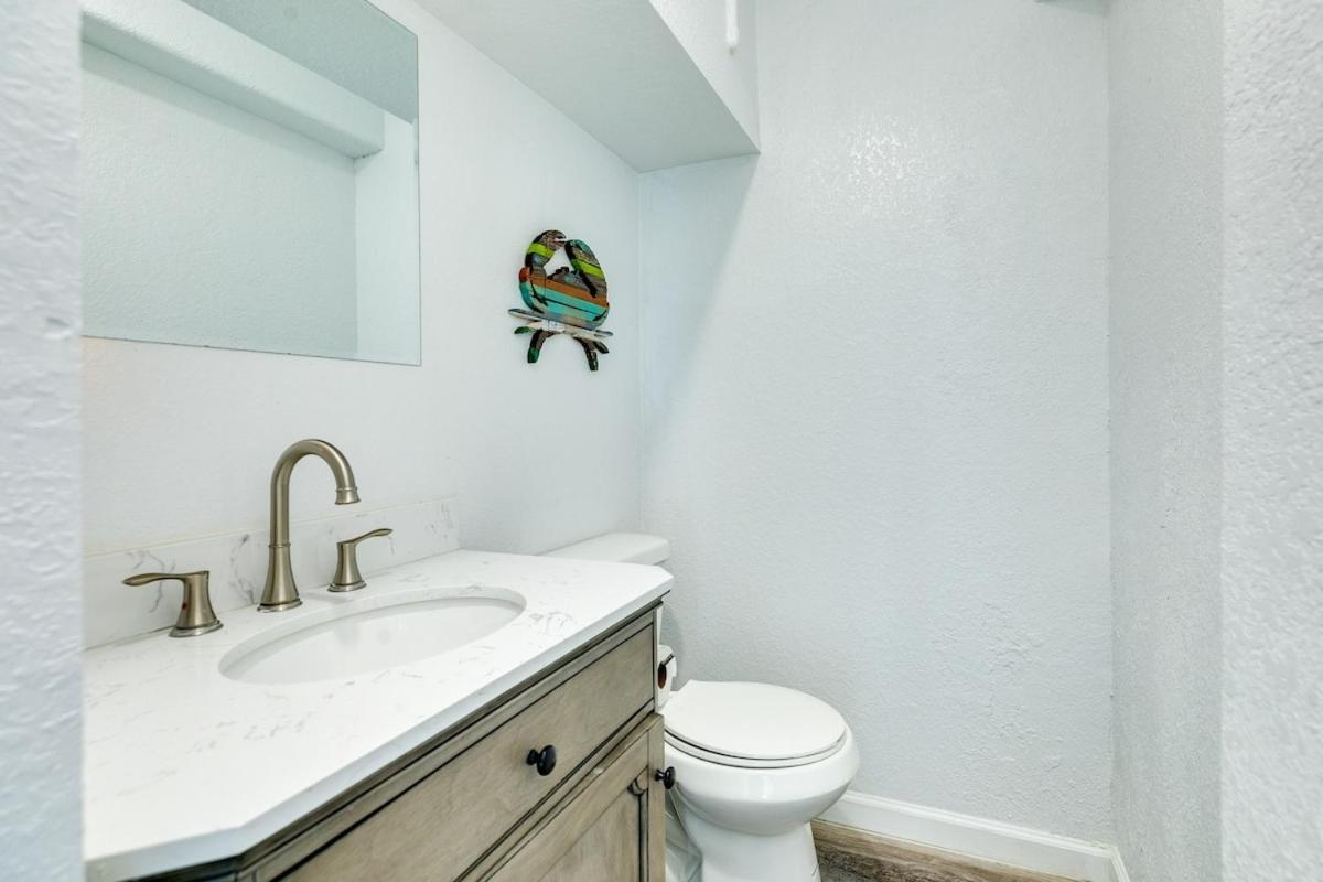 Pelican Place — photo 17