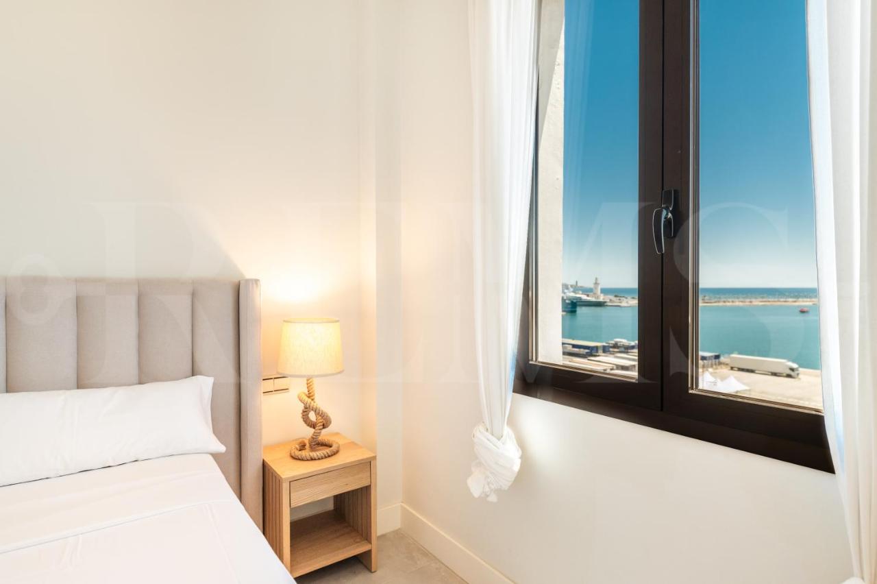 Central gem with stunning port & sea views by REMS - 2