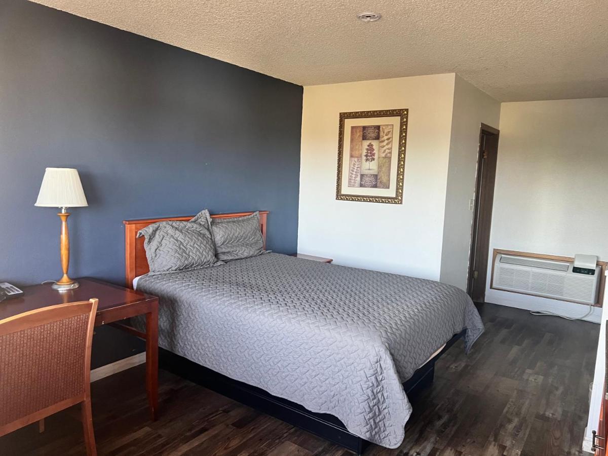 Oasis Motel — photo 12