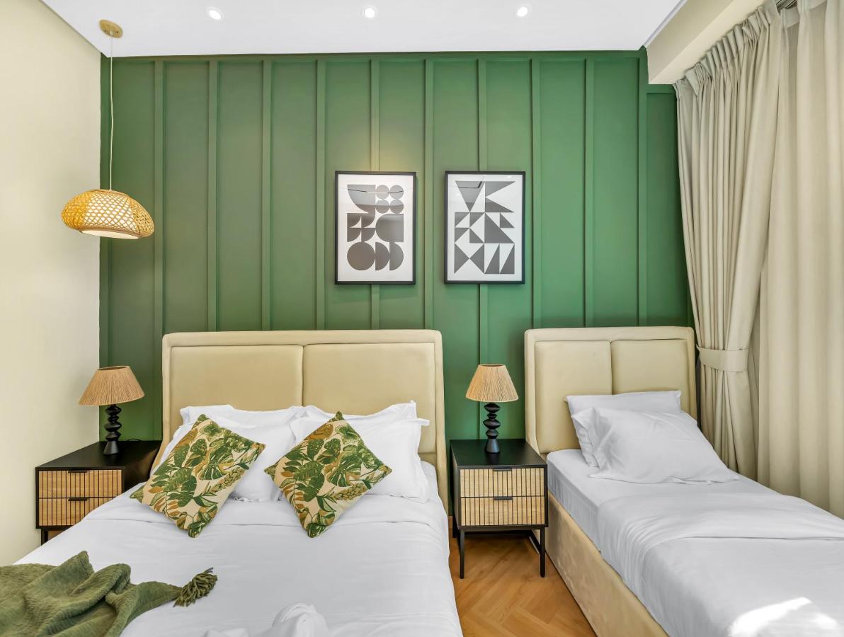 Stunning Newly Furnished Elegant LUX Apartment - 2