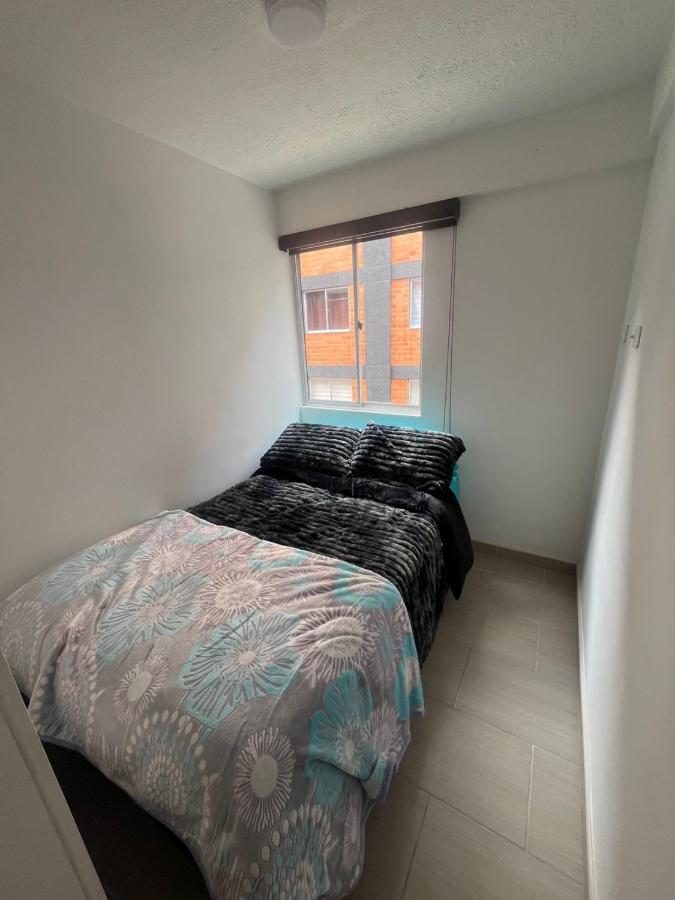 Confortable apartamento 5 min centro historico de bogota - 2