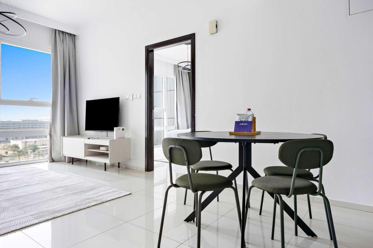 Silkhaus Vacation Homes Superior 1BDR Al Fay Park Nearby - 3