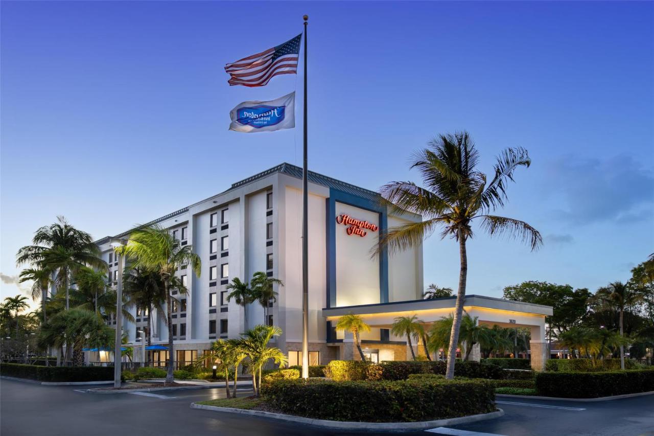 Hampton Inn Miami-Airport West — quarto
