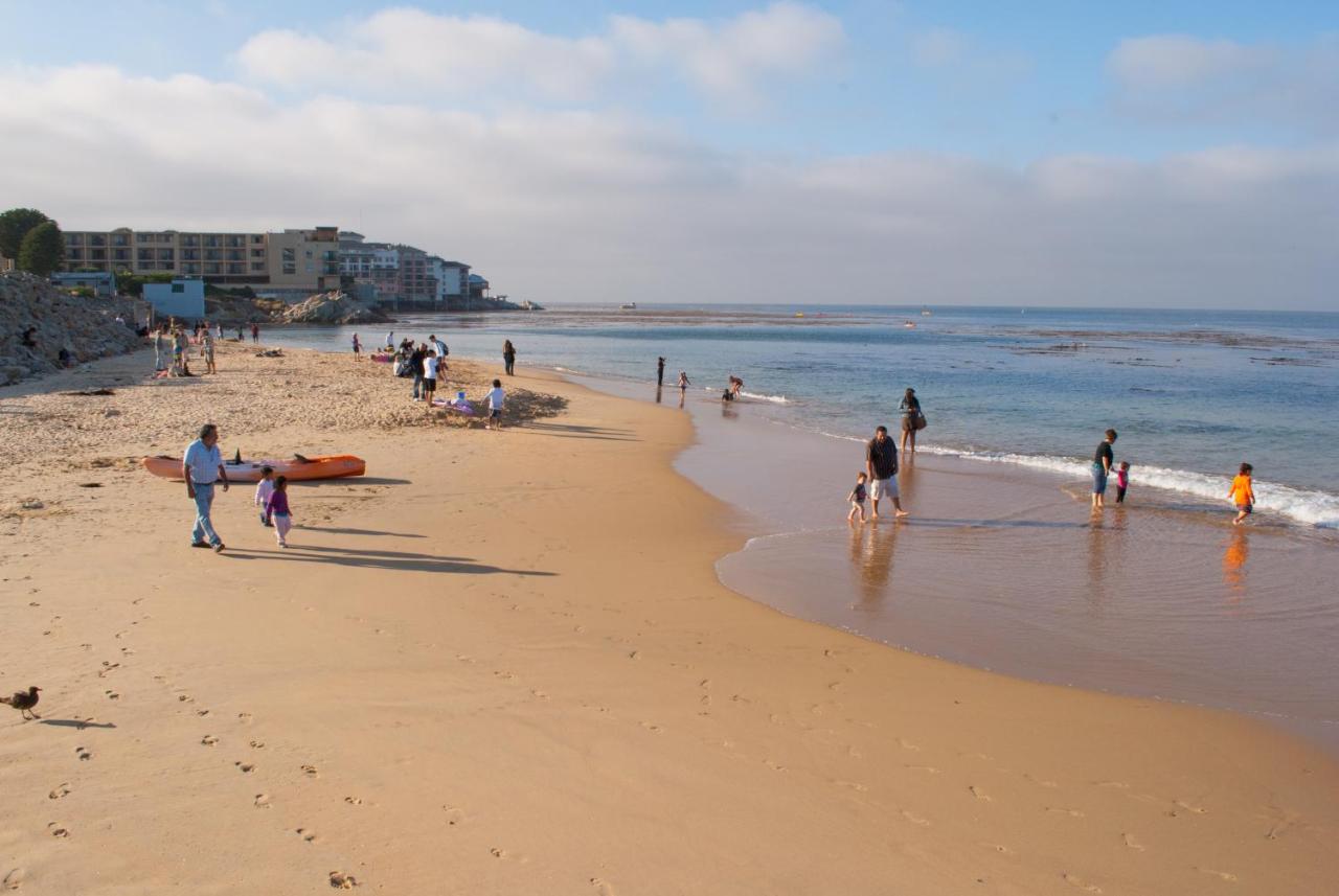 Monterey Bay Inn — photo 16