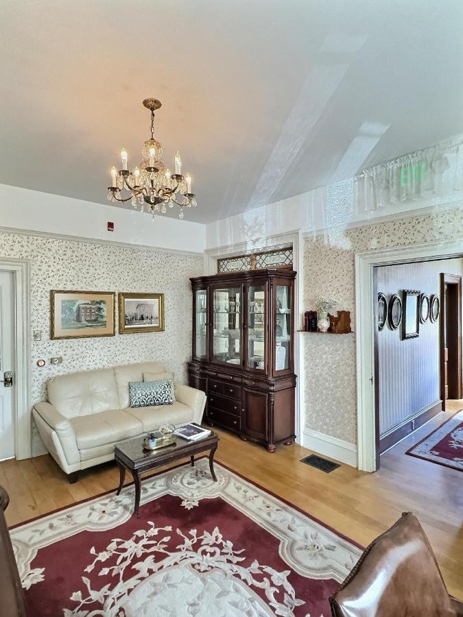 Historic Sion Bass House & Spa — photo 11