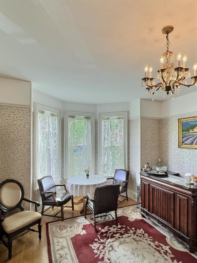 Historic Sion Bass House & Spa — photo 18