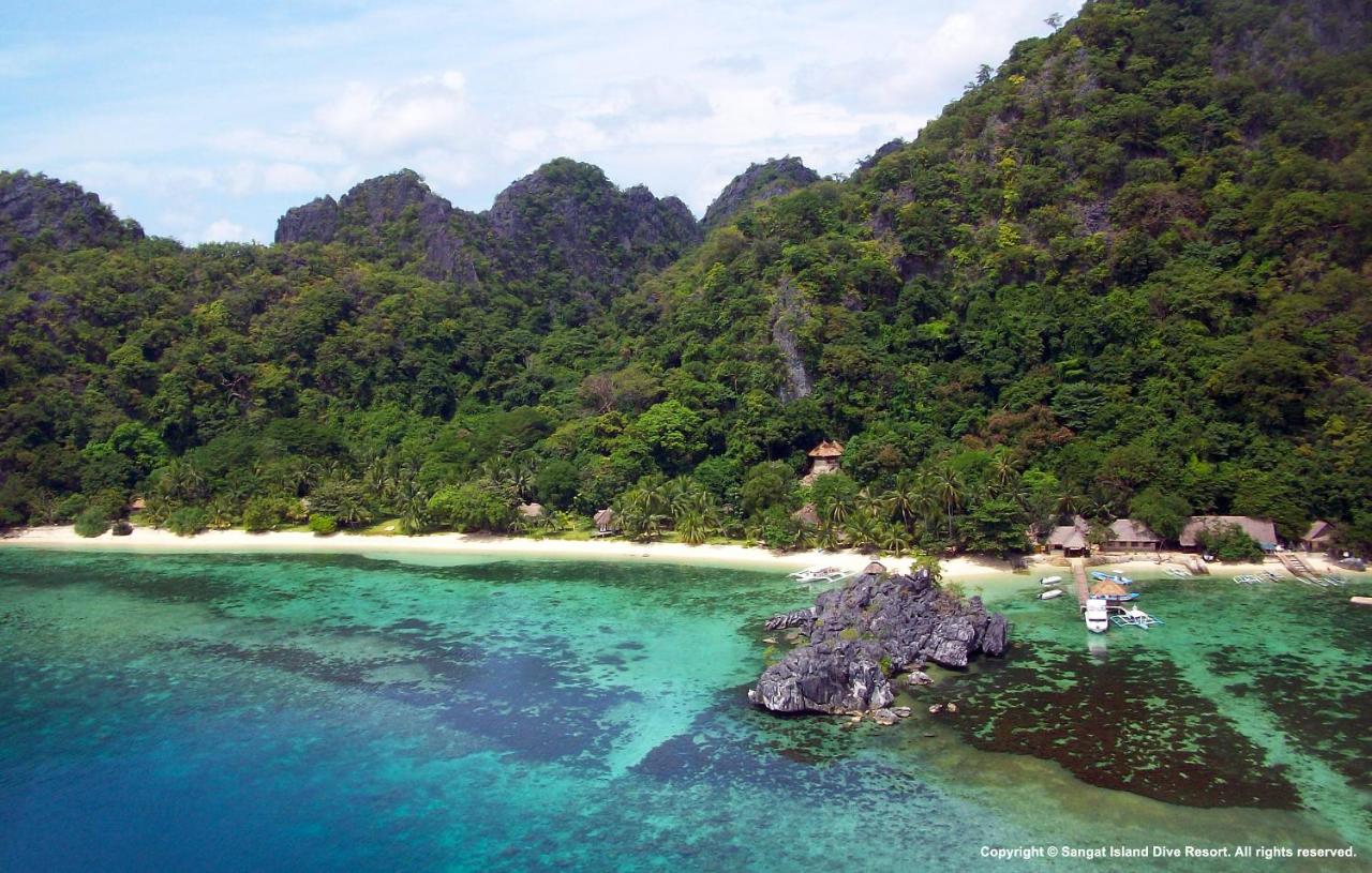 Beach: Tao Sangat Island Dive Resort