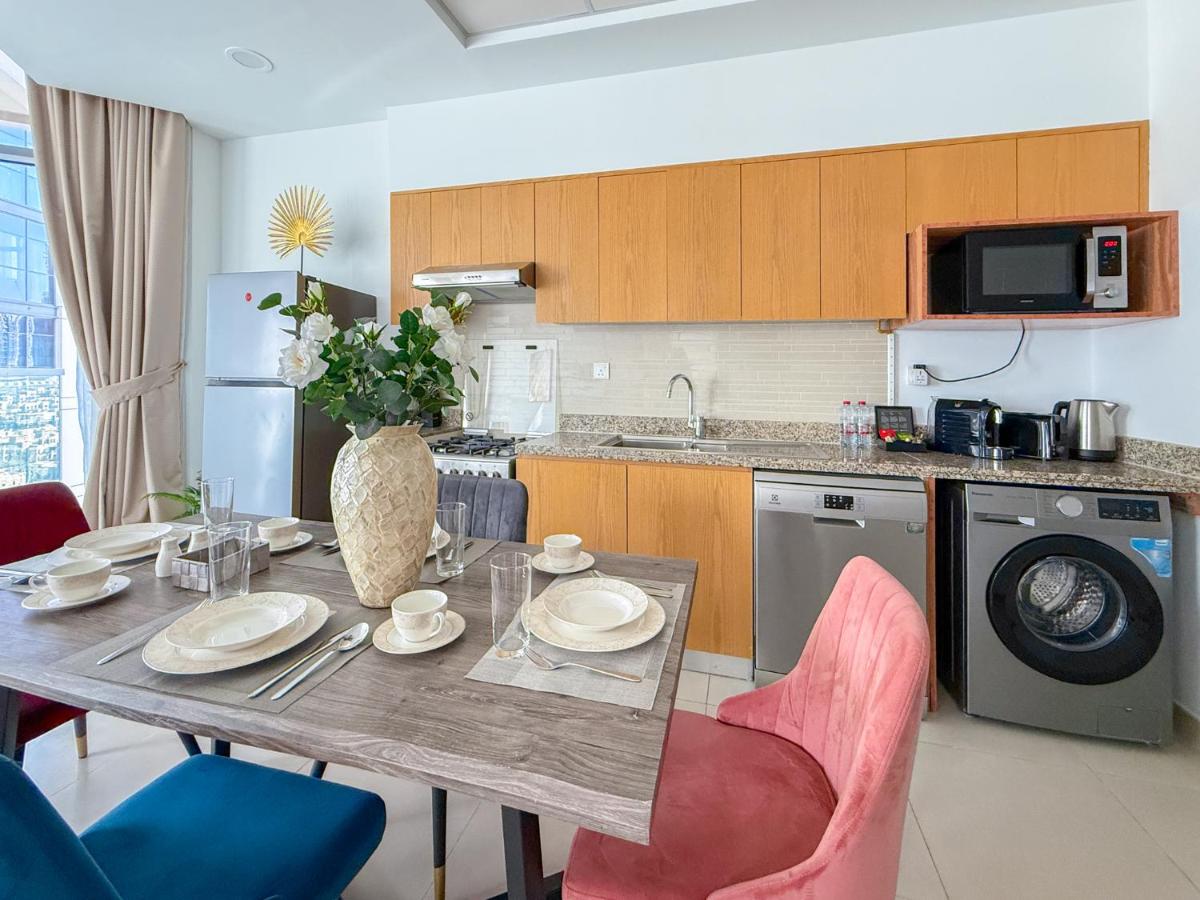 Burj Khalifa Panoramic view-1BR,4 guests, Downtown - 5