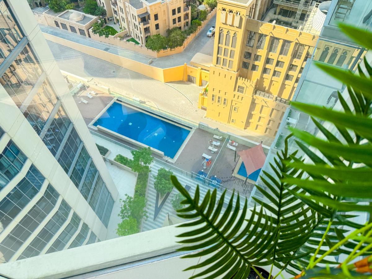 Burj Khalifa Panoramic view-1BR,4 guests, Downtown - 4