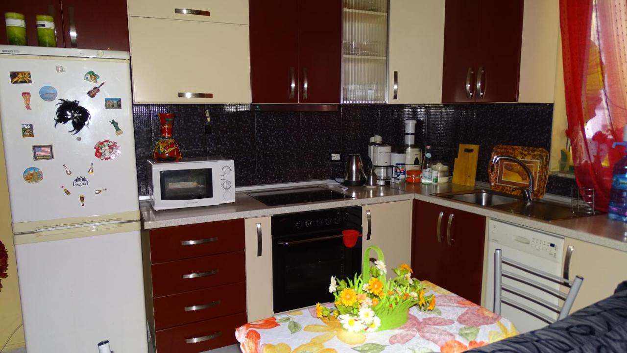 Central Apartments Shoshi photo