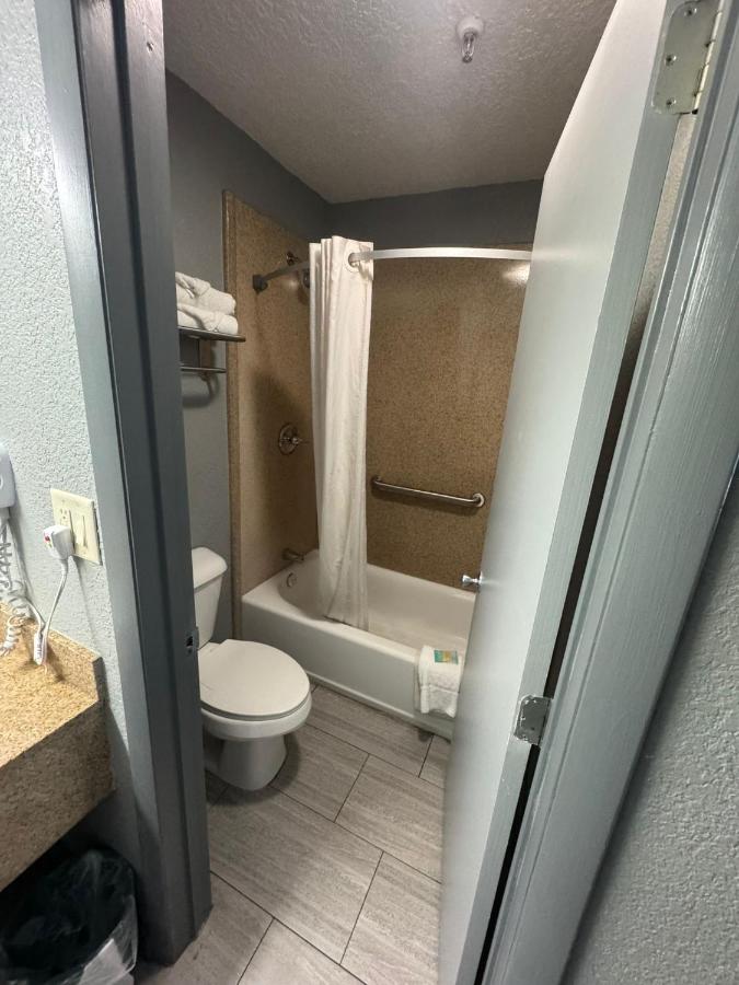 Fountainlodge Motel — photo 19