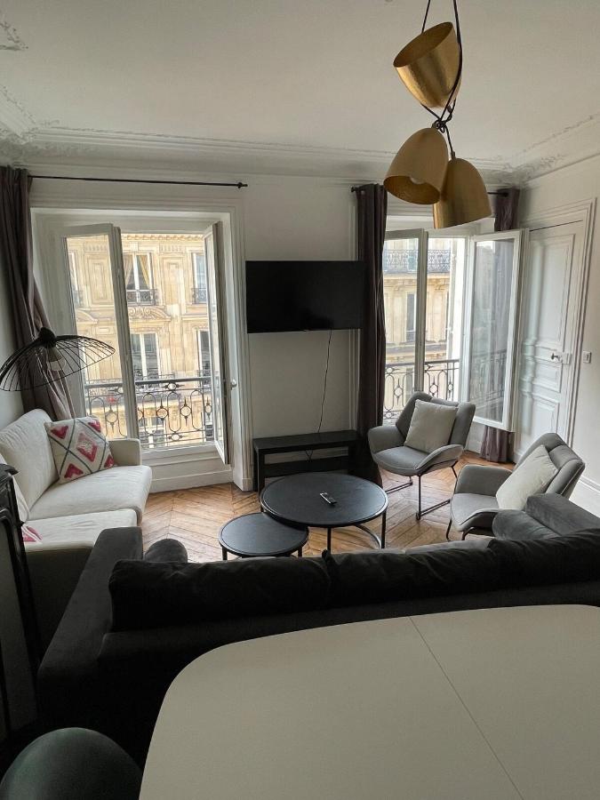 Paris 8, perfectly located - 2