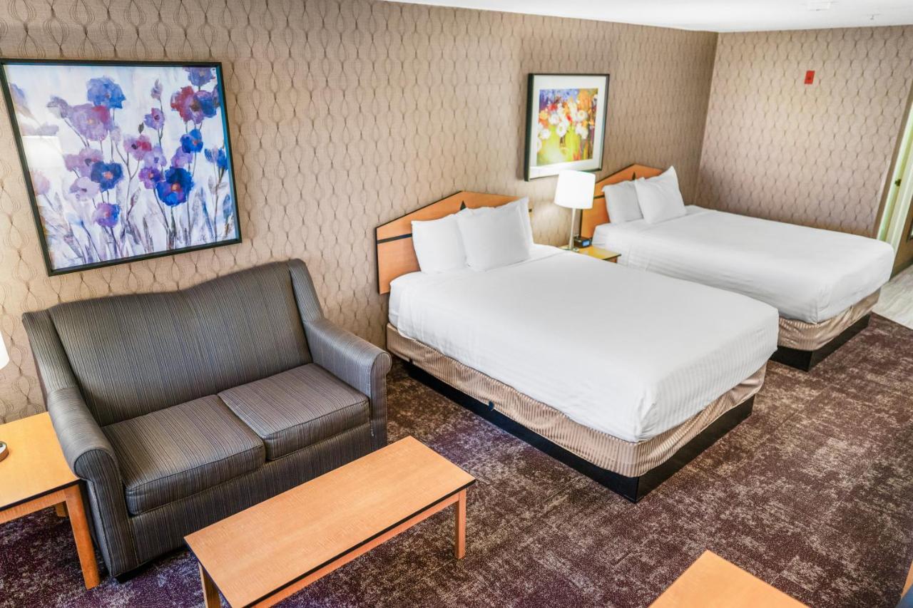 Crystal Inn Hotel & Suites - West Valley City — photo 8