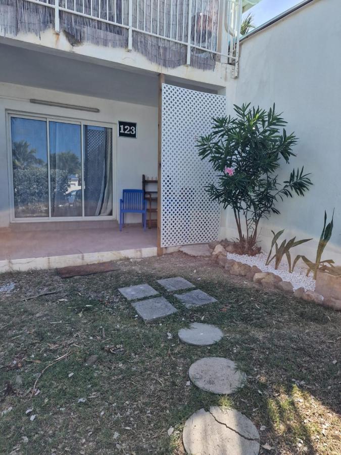 Beautiful F2 in a blue beach residence - 3