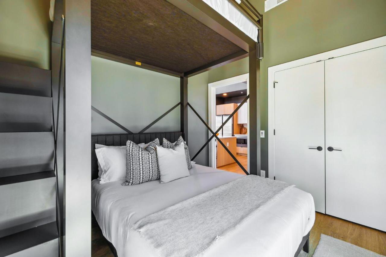 The Rhythm and Rooftop Penthouse Walk To Broadway with Pool and Amazing Views - 3