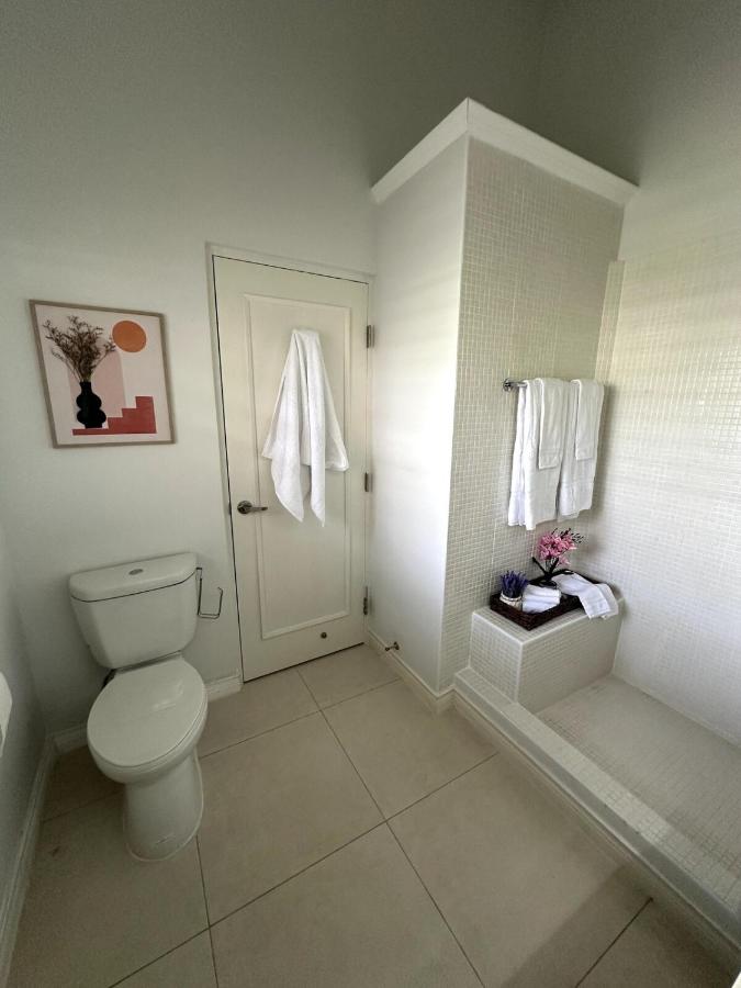 The Sunshine 3 Bedroom Villa with pool & gym - 5