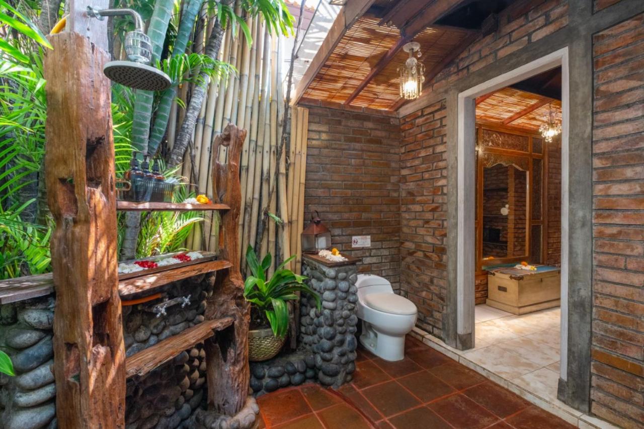 Frangipani & Palm Garden Villa - Private Pool Seminyak - 3