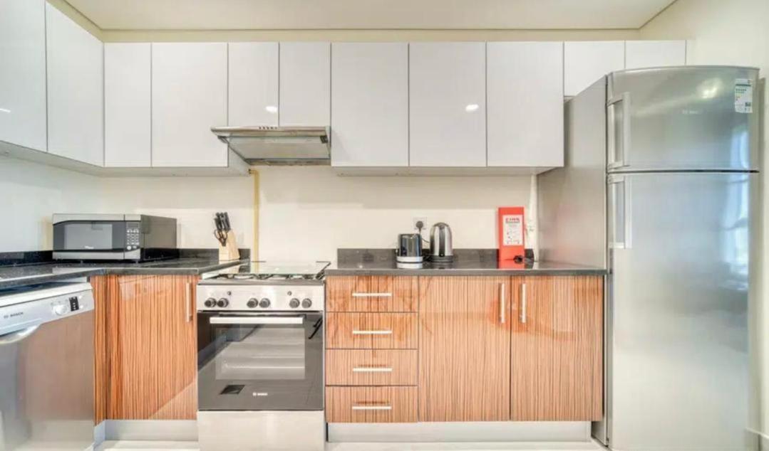 Stunning Sea View 2BR Luxury Apartment in Marina - 5