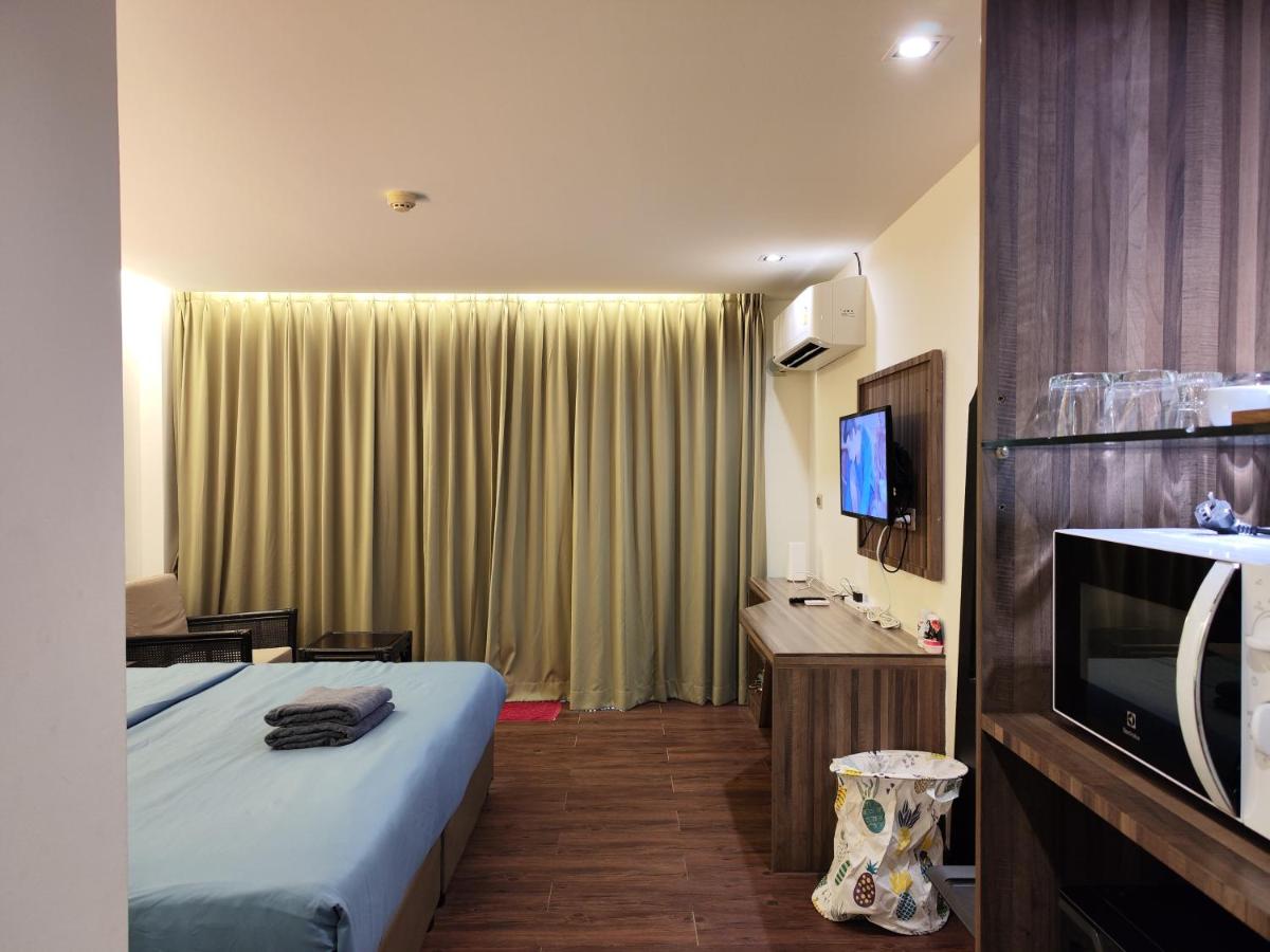 8 Floor - Mountain view Studio room at TBHR near Kata beach - 3