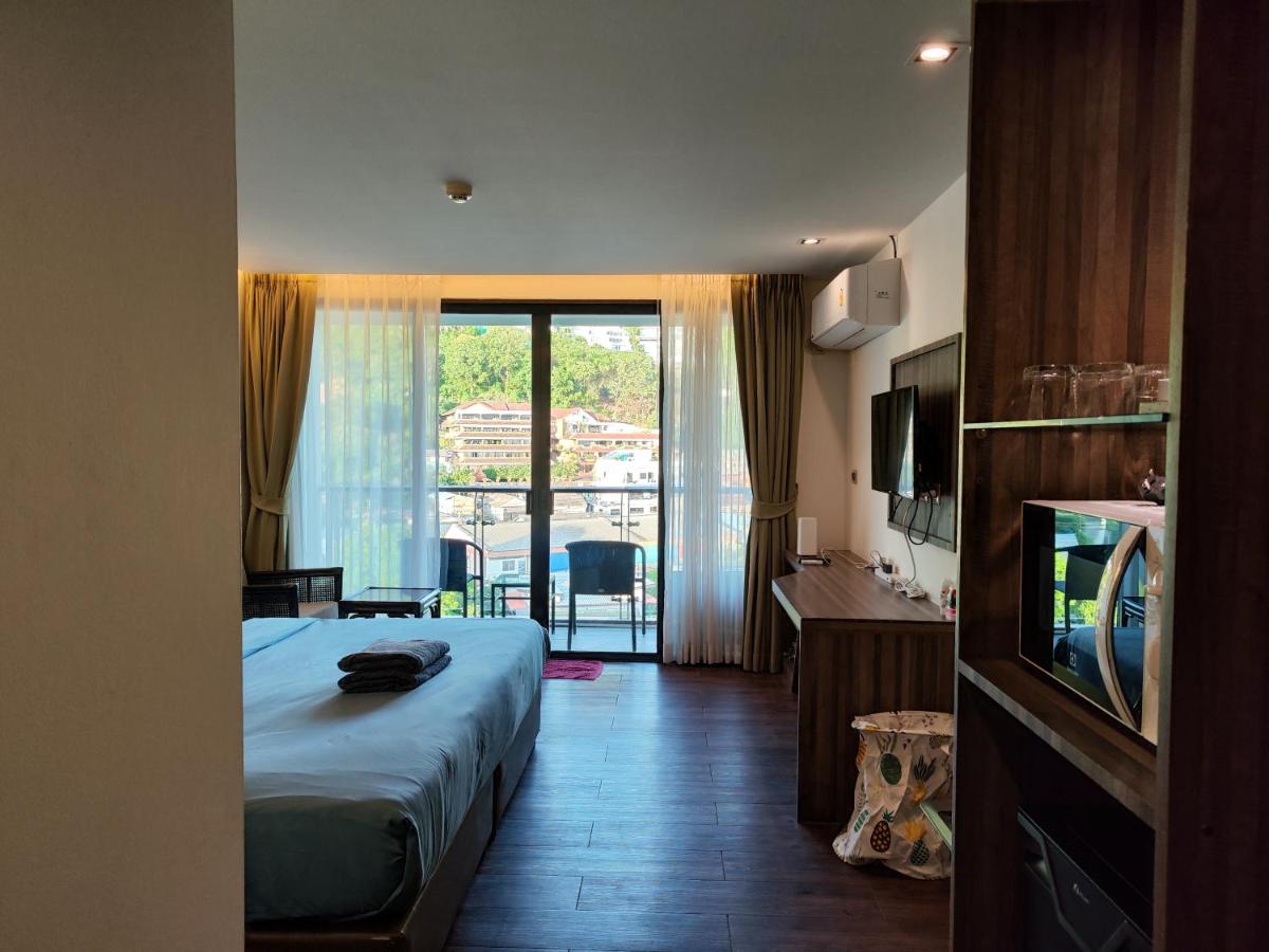 8 Floor - Mountain view Studio room at TBHR near Kata beach - 2