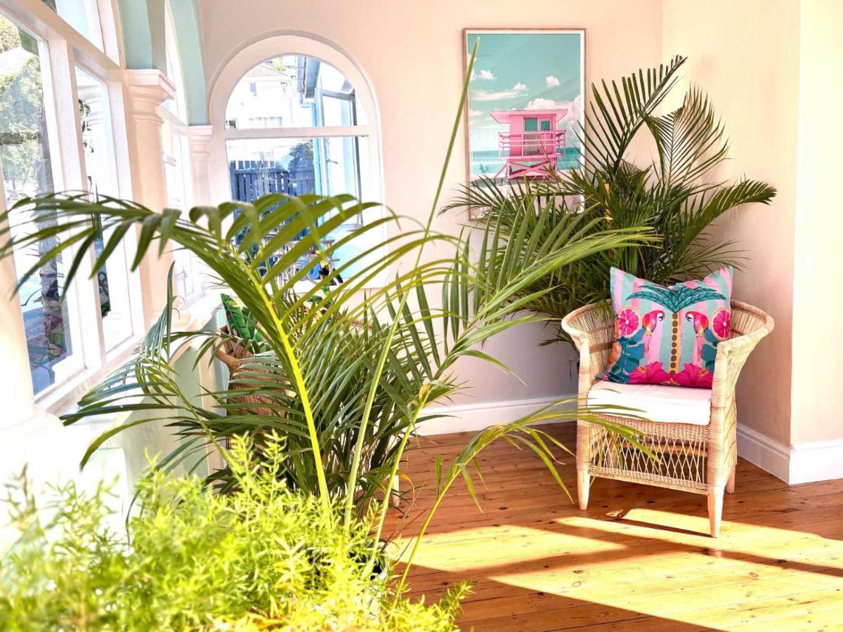 Starry Starry Night - Cape Town in Three Anchor Bay - 4