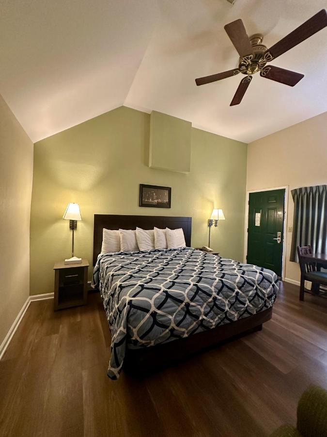Sea Girt Lodge — photo 2