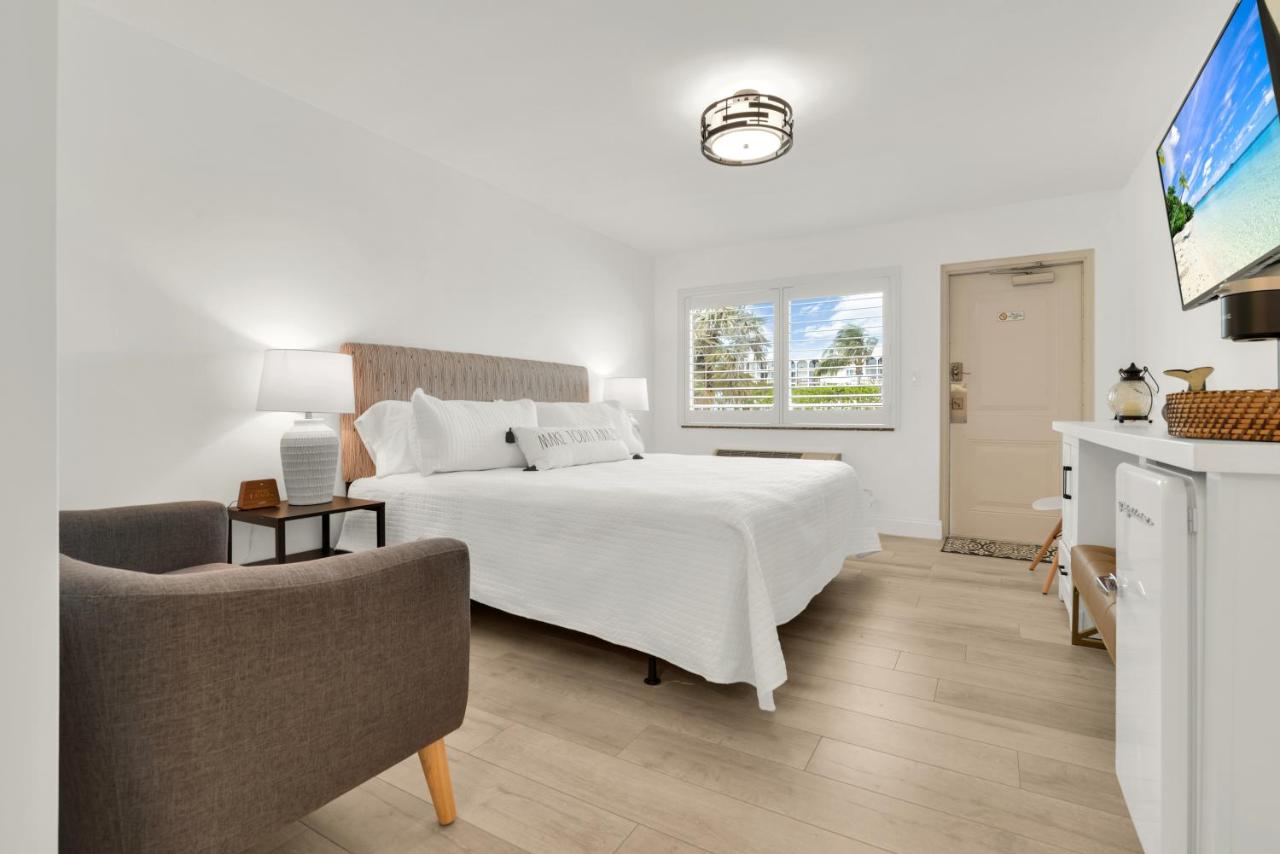 The Shores Hotel — photo 2