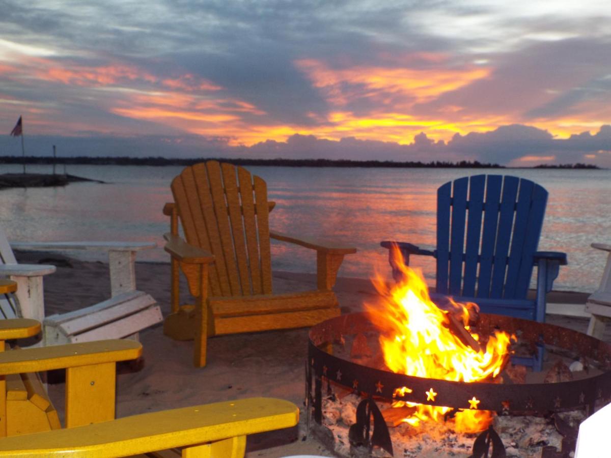 Cedar Beach Inn — photo 10