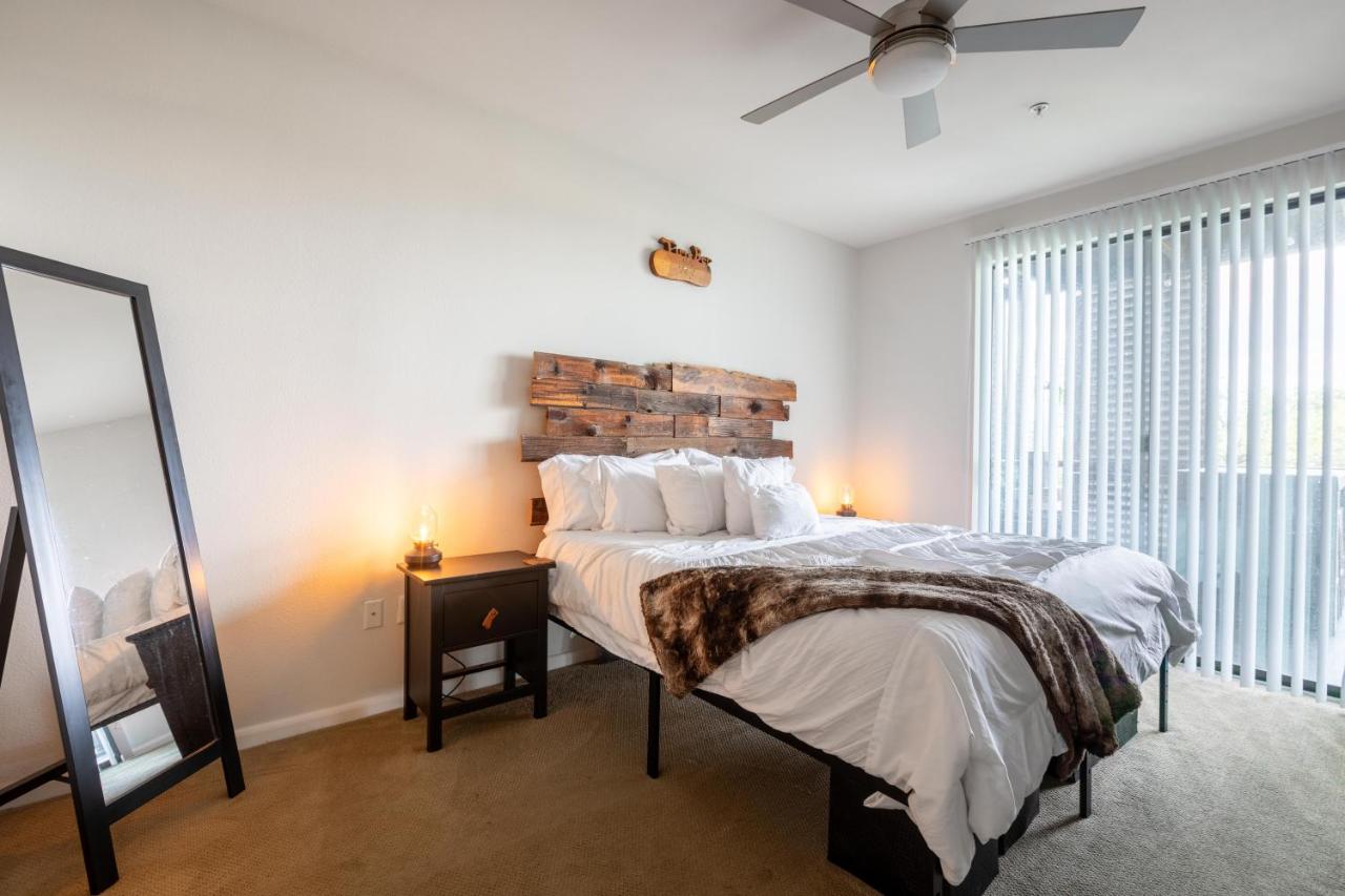 The Treehouse Spacious & Fun 2BR Retreat in the Heart of the Domain - 2