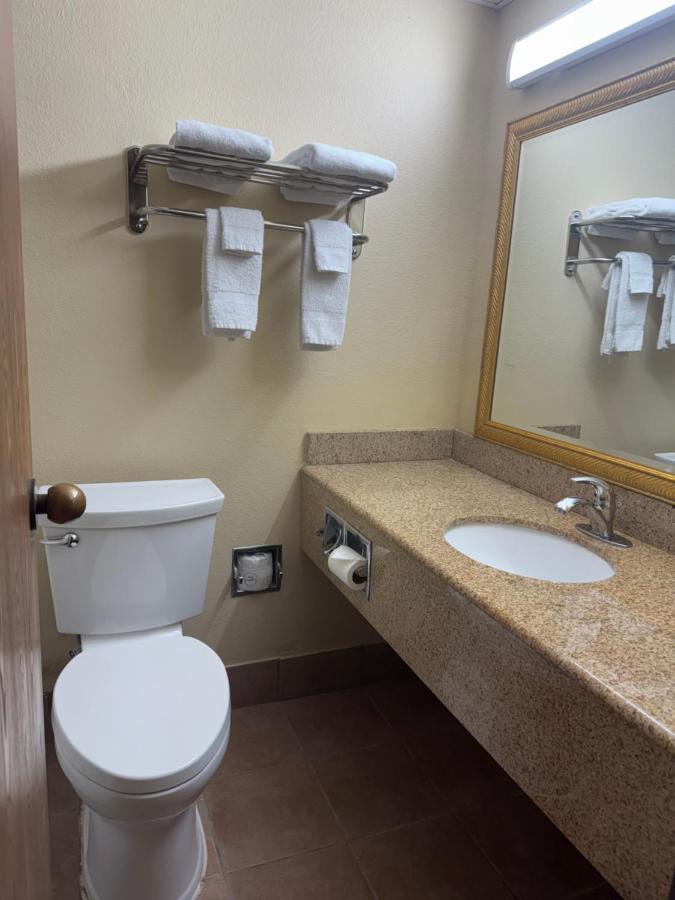 Emerald Inn — photo 3