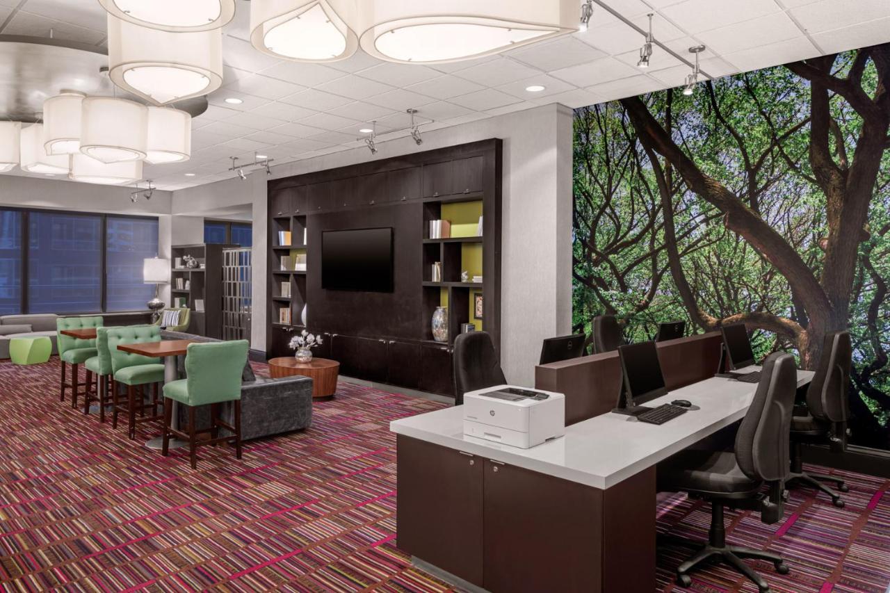 Courtyard New York Manhattan/Midtown East - 2