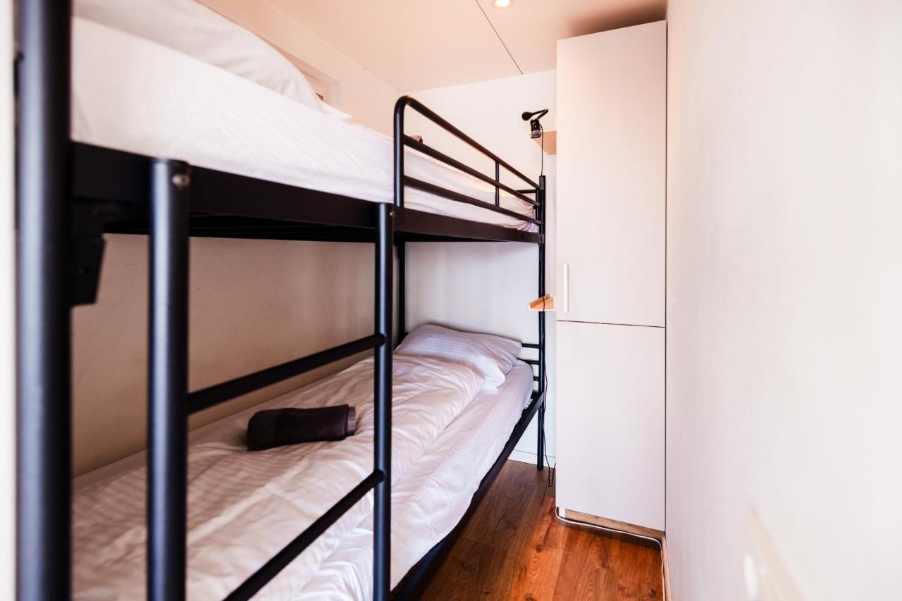 Floating Holiday Home - 15 mins to AMS - 2