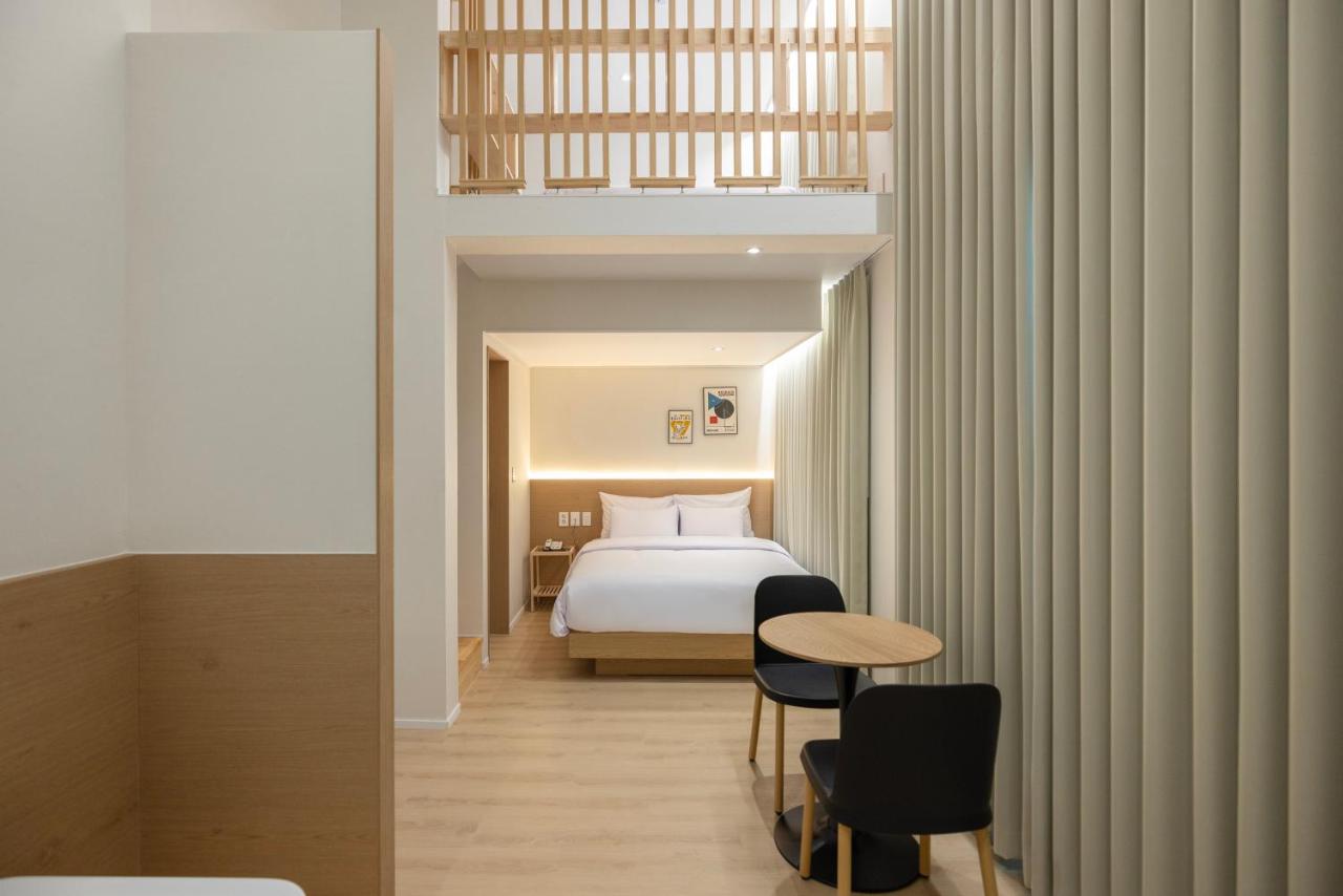 From H US Hotel with Anook Seoul Gangseo Hwagok - 2