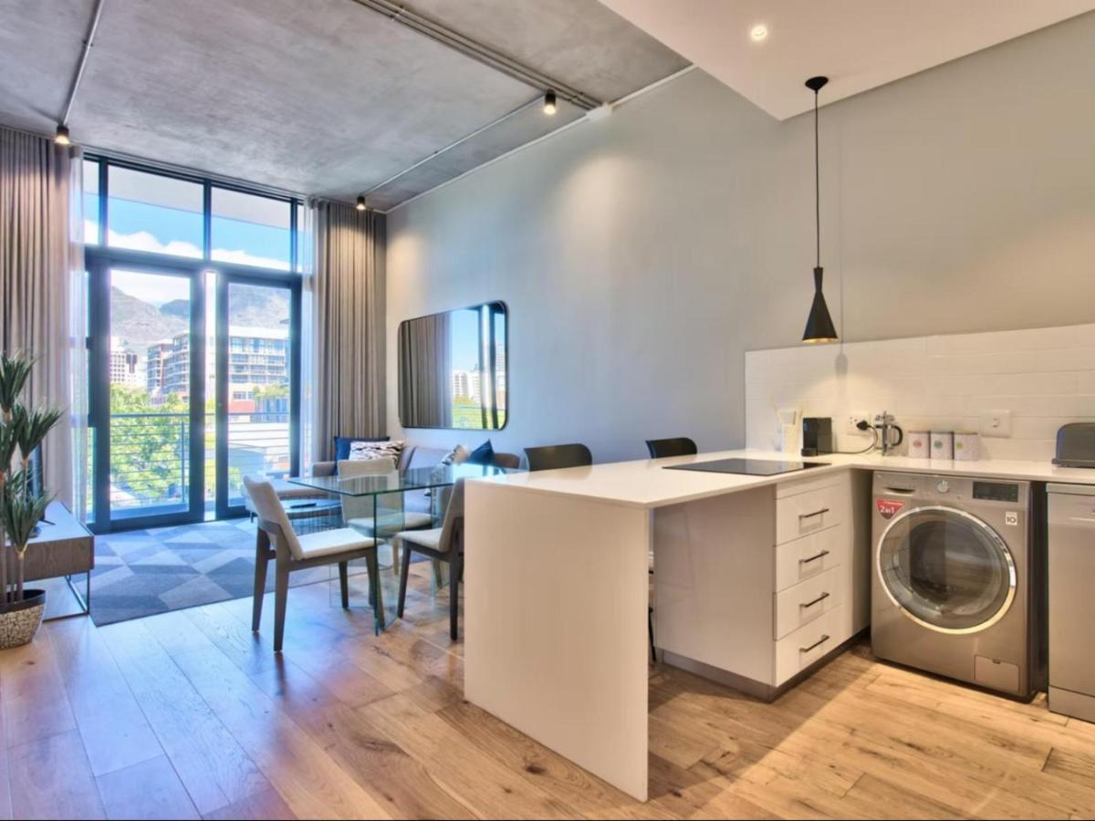 The Docklands CT - 5