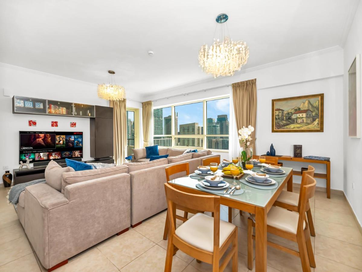 Premium One-Bedroom Apartment with Spectacular Marina View & Private Balcony by Dejaview Stays - 3