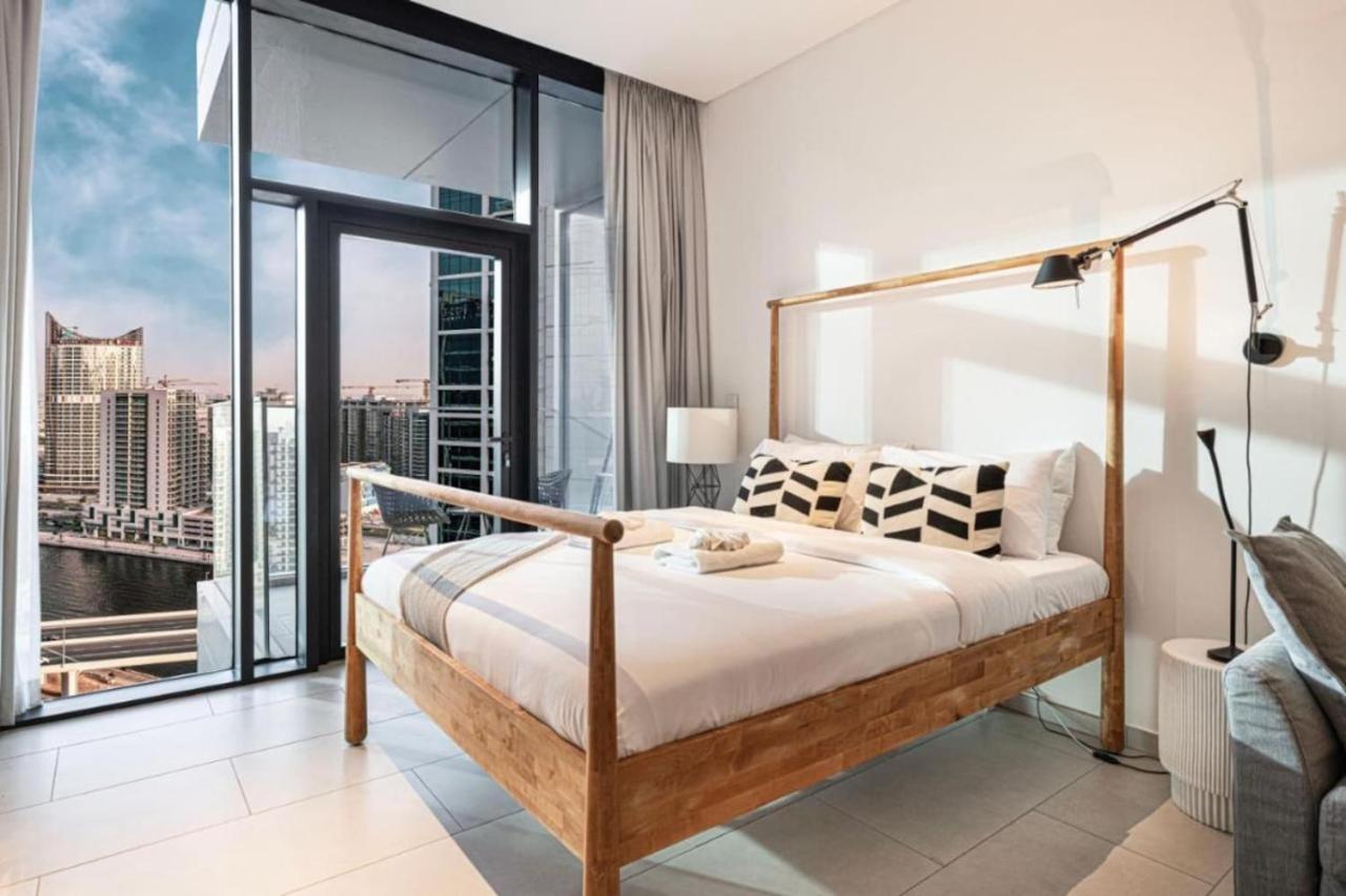 Elegant Cozy Studio Canal View - 2